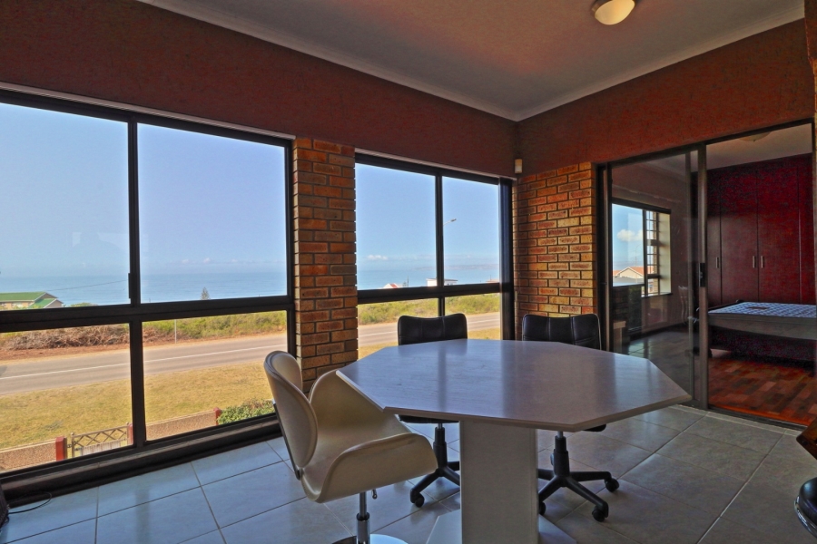 4 Bedroom Property for Sale in Reebok Western Cape